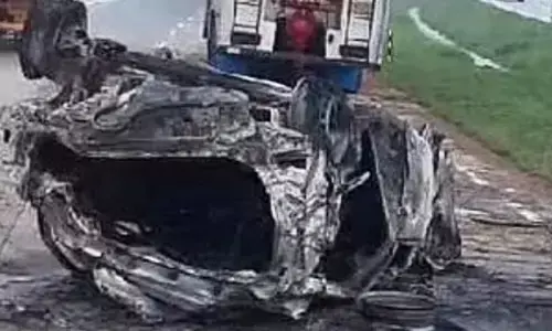 ಶ್ರೀರಂಗಪಟ್ಟಣ | ಕಾರು-ಟಿಪ್ಪರ್ ಢಿಕ್ಕಿ: ವ್ಯಕ್ತಿ ಸಜೀವ ದಹನ