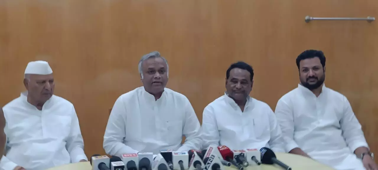 ಆರೆಸ್ಸೆಸ್ ನೋಂದಣಿಯಿಲ್ಲದ ಬಗ್ಗೆ ಹೈಕೋರ್ಟ್ ನಲ್ಲಿ ಪ್ರಶ್ನಿಸುತ್ತೇವೆ : ಸಚಿವ ಪ್ರಿಯಾಂಕ್ ಖರ್ಗೆ