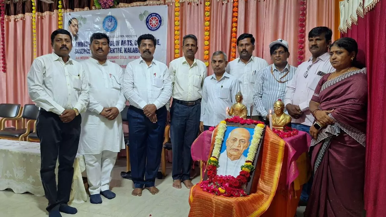 ಕಲಬುರಗಿ | ಯುವಜನರು ಸ್ವಹಿತಕ್ಕಿಂತ ದೇಶದ ಹಿತಕ್ಕಾಗಿ ದುಡಿಯಬೇಕು : ಡಾ.ಬಿ.ಎಚ್.ನಿರಗುಡಿ