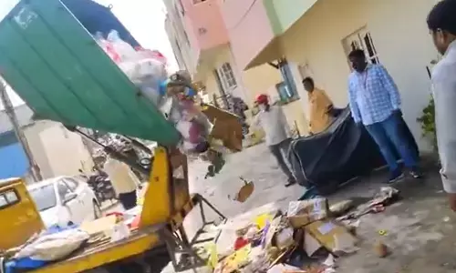 ಬೆಂಗಳೂರು: ಎಲ್ಲೆಂದರಲ್ಲಿ ಕಸ ಎಸೆದ  218 ಮನೆಗಳ ಮುಂದೆ ಕಸ ಸುರಿದು 2.80 ಲಕ್ಷ ರೂ. ದಂಡ ಸಂಗ್ರಹ