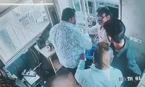 ವಿಜಯಪುರ | ಟೋಲ್ ಹಣ ಪಾವತಿಸಲು ಕೇಳಿದ್ದಕ್ಕೆ ಸಿಬ್ಬಂದಿ ಮೇಲೆ ಬಿಜೆಪಿ ಮುಖಂಡನ ಪುತ್ರನಿಂದ ಹಲ್ಲೆ