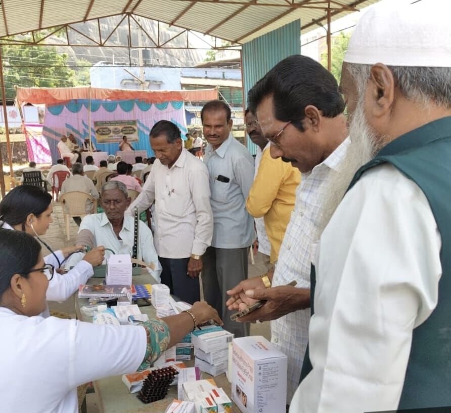 ಯಾದಗಿರಿ: ಹಿರಿಯ ನಾಗರಿಕರಿಗೆ ಎನ್‌ಸಿಡಿ ತಪಾಸಣೆ ಶಿಬಿರ