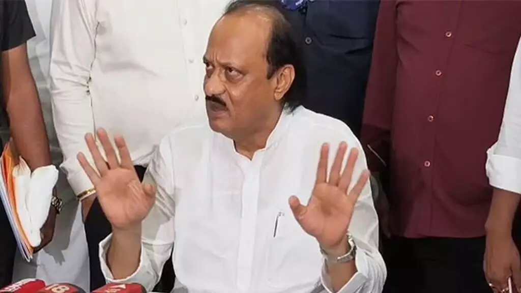 ರೈತರಿಗೆ ಎಲ್ಲವೂ ಉಚಿತವಾಗಿ ಯಾಕೆ ಬೇಕು?: ಕೃಷಿ ಸಾಲ ಮನ್ನಾ ಕುರಿತು ಮಹಾರಾಷ್ಟ್ರ ಡಿಸಿಎಂ ಅಜಿತ್ ಪವಾರ್ ವಿವಾದಾತ್ಮಕ ಹೇಳಿಕೆ ರೈತರಿಗೆ ಎಲ್ಲವೂ ಉಚಿತವಾಗಿ ಯಾಕೆ ಬೇಕು?: ಕೃಷಿ ಸಾಲ ಮನ್ನಾ ಕುರಿತು ಮಹಾರಾಷ್ಟ್ರ ಡಿಸಿಎಂ ಅಜಿತ್ ಪವಾರ್ ವಿವಾದಾತ್ಮಕ ಹೇಳಿಕೆ