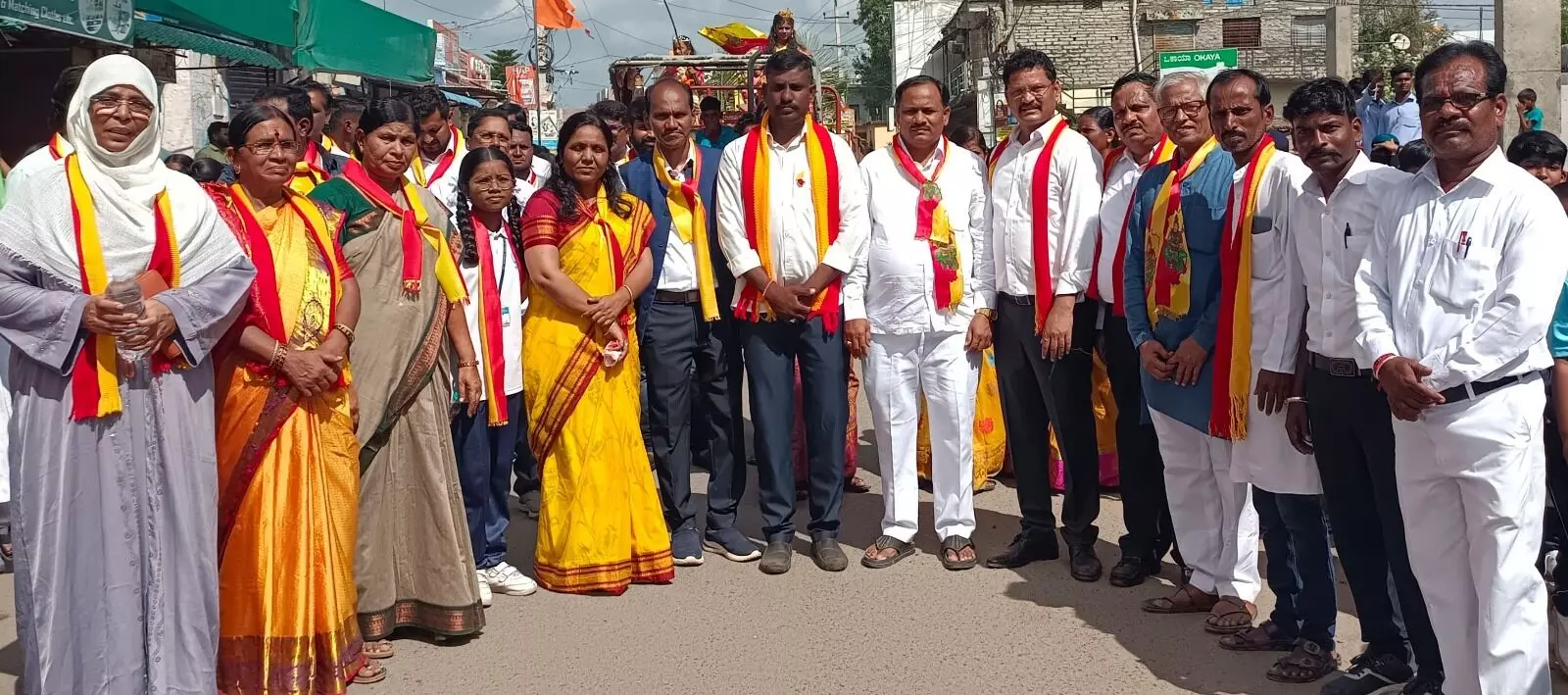 ಕಲಬುರಗಿ | ಕನ್ನಡಿಗರಿಗೆ ಮಾತೃಭಾಷೆ ಕನ್ನಡ ಹೆತ್ತ ತಾಯಿಗೆ ಸಮ : ನೀಲಪ್ರಭಾ ಬಬಲಾದ ಕಲಬುರಗಿ | ಕನ್ನಡಿಗರಿಗೆ ಮಾತೃಭಾಷೆ ಕನ್ನಡ ಹೆತ್ತ ತಾಯಿಗೆ ಸಮ : ನೀಲಪ್ರಭಾ ಬಬಲಾದ