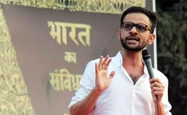 ಸಹ ಇತಿಹಾಸಕಾರರನ್ನು ಶ್ಲಾಘಿಸುತ್ತಾ... ಸಹ ಇತಿಹಾಸಕಾರರನ್ನು ಶ್ಲಾಘಿಸುತ್ತಾ...