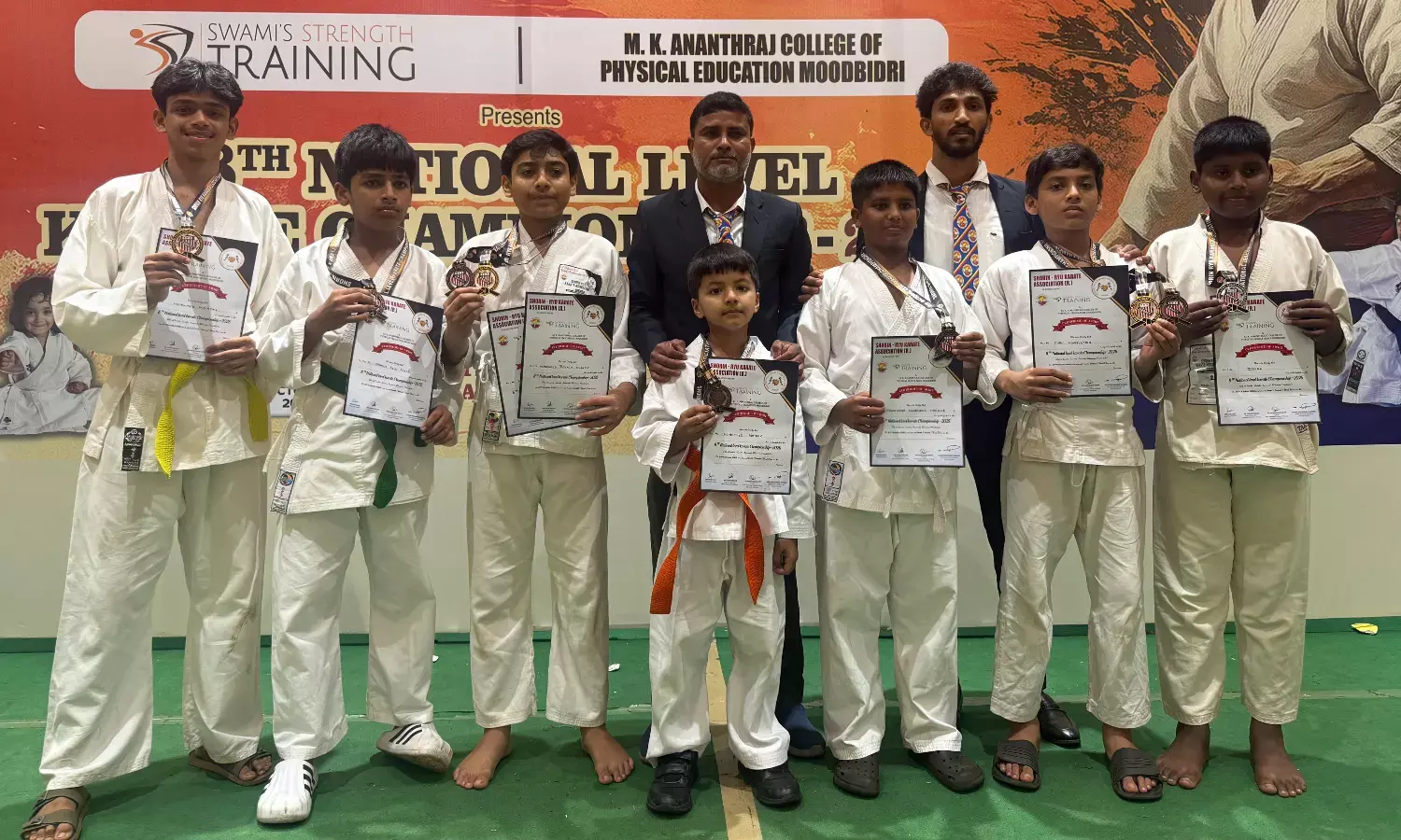 ರಾಷ್ಟ್ರಮಟ್ಟದ ಕರಾಟೆ ಚಾಂಪಿಯನ್‌ಶಿಪ್: ಚೊಕ್ಕಬೆಟ್ಟು ಜಾಮಿಯಾ ಆಂಗ್ಲ ಮಾಧ್ಯಮ ಶಾಲೆಗೆ ಪ್ರಶಸ್ತಿ