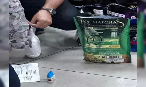 ಮುಂಬೈ | ಕೊಲಂಬೋದಿಂದ ಆಗಮಿಸಿದ ಮಹಿಳೆಯಿಂದ 47 ಕೋಟಿ ರೂಪಾಯಿ ಮೌಲ್ಯದ ಕೊಕೇನ್ ವಶ; ಐವರ ಬಂಧನ