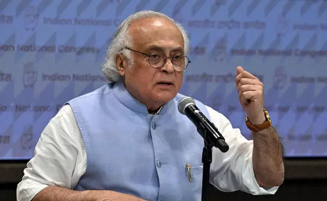 ಕ್ರೂರ ತಮಾಷೆ : ಮೋಡ ಬಿತ್ತನೆ ಕುರಿತು ದಿಲ್ಲಿ ಸರಕಾರವನ್ನು ತರಾಟೆಗೆ ತೆಗೆದುಕೊಂಡ ಕಾಂಗ್ರೆಸ್ ಕ್ರೂರ ತಮಾಷೆ : ಮೋಡ ಬಿತ್ತನೆ ಕುರಿತು ದಿಲ್ಲಿ ಸರಕಾರವನ್ನು ತರಾಟೆಗೆ ತೆಗೆದುಕೊಂಡ ಕಾಂಗ್ರೆಸ್