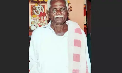 ಪ್ರಸಕ್ತ ಸಾಲಿನ ರಾಜ್ಯೋತ್ಸವ ಪ್ರಶಸ್ತಿ ಪುರಸ್ಕೃತ ವೀಣೆ ತಯಾರಕ ಪೆನ್ನ ಓಬಳಯ್ಯ ನಿಧನ