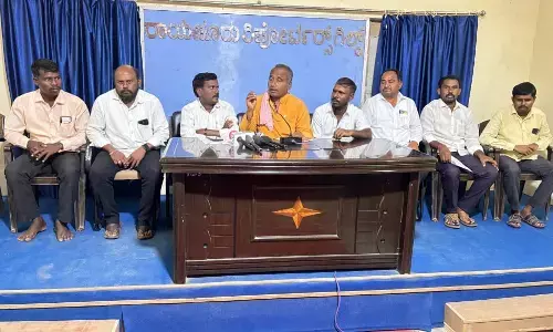 ರಾಯಚೂರು | ಗಬ್ಬೂರು ಪ್ರಾಥಮಿಕ ಆರೋಗ್ಯ ಕೇಂದ್ರದಲ್ಲಿ ಆಂಬುಲೆನ್ಸ್ ಸೇವೆ ಸ್ಥಗಿತ :  ರೋಗಿಗಳ ಪರದಾಟ