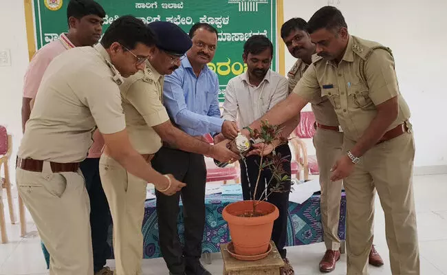 ಕೊಪ್ಪಳ | ಸಮೂಹ ಸಾರಿಗೆ, ವಿದ್ಯುತ್ ಚಾಲಿತ ವಾಹನಗಳ ಬಳಕೆ ಮಾಡಿ: ಪ್ರಭುಸ್ವಾಮಿ ಹಿರೇಮಠ