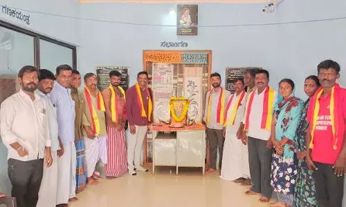 ಕನಕಗಿರಿ | ಅನ್ಯ ಭಾಷಿಕರಿಗೆ ಕನ್ನಡದ ಅರಿವು ಮೂಡಿಸಿ: ವೀರಣ್ಣ ನಕ್ರಳ್ಳಿ