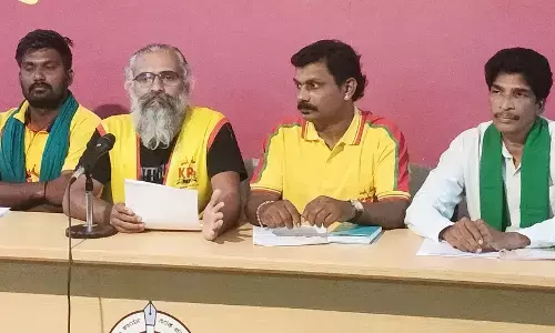 ಉಡುಪಿ ಜಿಲ್ಲೆಯ ರೈಸ್‌ಮಿಲ್‌ಗಳಿಂದ ರೈತರ ಭತ್ತ ಖರೀದಿ ವೇಳೆ ಭಾರಿ ಪ್ರಮಾಣದ ಮೋಸ: ಕೆಆರ್‌ಎಸ್ ಪಕ್ಷ ಆರೋಪ