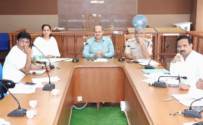 ಕೊಪ್ಪಳ | ಗಾಂಜಾ ಬೆಳೆಯುವುದು ಕಂಡು ಬಂದರೆ ‌ಕಾನೂನು ಕ್ರಮ : ಡಿಸಿ ಡಾ.ಸುರೇಶ ಬಿ.ಇಟ್ನಾಳ್