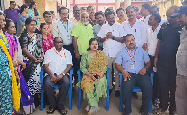 ಕೊಪ್ಪಳ | ಅತಿಥಿ ಉಪನ್ಯಾಸಕರ ಸೇವೆಯನ್ನು ಸಕ್ರಮಗೊಳಿಸಲು ಮನವಿ