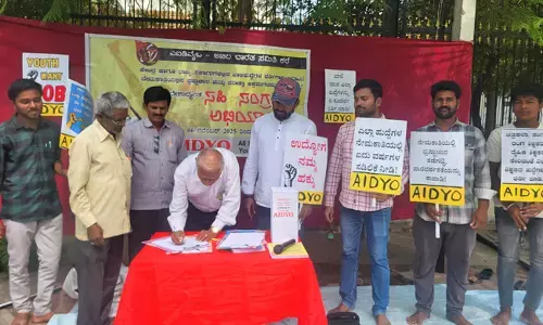 ರಾಯಚೂರು | ಖಾಲಿ ಹುದ್ದೆಗಳ ಭರ್ತಿಗೆ ಆಗ್ರಹಿಸಿ ಎಐಡಿವೈಒ ಸಂಘಟನೆಯಿಂದ ಸಹಿ ಸಂಗ್ರಹ