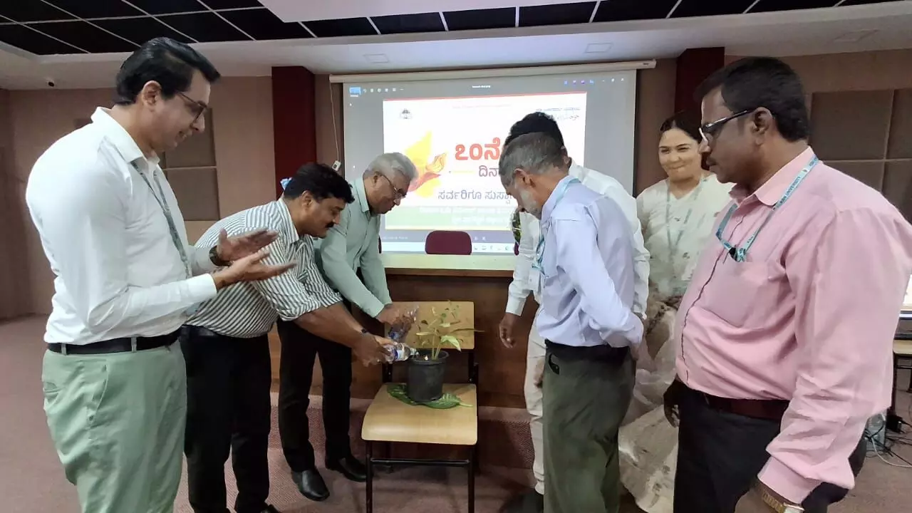 ಕಲಬುರಗಿ | ಭಾಷೆ ಜನರನ್ನು ಒಗ್ಗೂಡಿಸುತ್ತದೆ : ಡಾ.ಕಿರಣ ಗಾಜನೂರು ಕಲಬುರಗಿ | ಭಾಷೆ ಜನರನ್ನು ಒಗ್ಗೂಡಿಸುತ್ತದೆ : ಡಾ.ಕಿರಣ ಗಾಜನೂರು