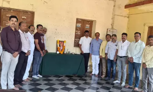 ಕಲಬುರಗಿ| ಸರಕಾರಿ ನೌಕರರ ಸಂಘದ ಕಚೇರಿಯಲ್ಲಿ ಕನಕ ಜಯಂತಿ ಆಚರಣೆ