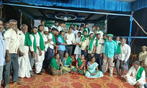 ವಿಜಯಪುರ ಜಿಲ್ಲೆಯಲ್ಲೂ ಕಬ್ಬಿಗೆ 3,300 ರೂ. ದರ ನಿಗದಿ; ರೈತರ ಸಂಭ್ರಮ