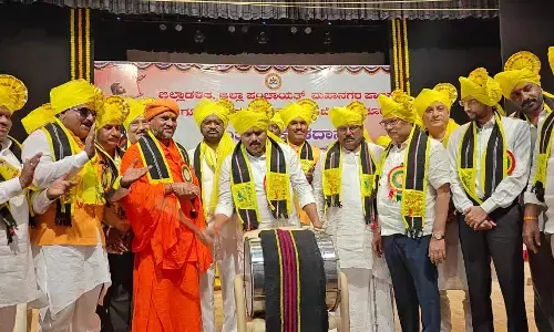 ರಾಯಚೂರು | ಜಿಲ್ಲಾಡಳಿತದಿಂದ ಕನಕದಾಸ ಜಯಂತಿ ಆಚರಣೆ