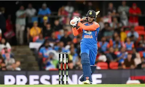 ಟಿ20ಯಲ್ಲಿ ವೇಗವಾಗಿ 1,000 ರನ್ ಪೂರೈಸಿದ ಭಾರತದ 2ನೇ ಬ್ಯಾಟರ್ ಅಭಿಷೇಕ್ ಶರ್ಮಾ