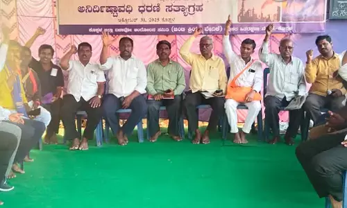 ಕೊಪ್ಪಳ | 9ನೇ ದಿನ ಪೂರ್ಣಗೊಂಡ ಕಾರ್ಖಾನೆ ವಿರೋಧಿ ಅನಿರ್ದಿಷ್ಟಾವಧಿ ಧರಣಿ ಸತ್ಯಾಗ್ರಹ