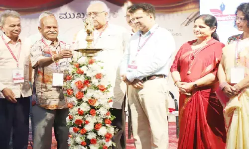 ಕೇಂದ್ರ ಸರಕಾರದಿಂದ ಜನಭಾಷೆಗಳ ಹತ್ತಿಕ್ಕಿ ಸಂಸ್ಕೃತ ಅರಳಿಸುವ ಯತ್ನ : ಪ್ರೊ.ಹಂಪನಾ ಅಸಮಾಧಾನ