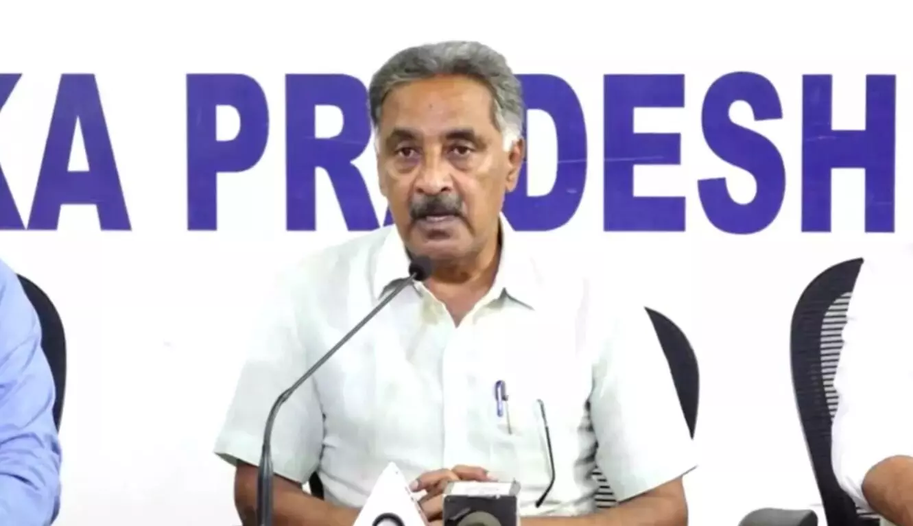 ‘ಲೋಕಾಯುಕ್ತರು ತಮ್ಮ ಆಸ್ತಿ ವಿವರಗಳನ್ನು ಸಾರ್ವಜನಿಕವಾಗಿ ಪ್ರಕಟಿಸಲು ಕಾಯ್ದೆ’ : ಕಾನೂನು ಸಚಿವ ಎಚ್.ಕೆ.ಪಾಟೀಲ್ಗೆ ಪರಿಷತ್ ಸದಸ್ಯ ರಮೇಶ್ ಬಾಬು ಪತ್ರ ‘ಲೋಕಾಯುಕ್ತರು ತಮ್ಮ ಆಸ್ತಿ ವಿವರಗಳನ್ನು ಸಾರ್ವಜನಿಕವಾಗಿ ಪ್ರಕಟಿಸಲು ಕಾಯ್ದೆ’ : ಕಾನೂನು ಸಚಿವ ಎಚ್.ಕೆ.ಪಾಟೀಲ್ಗೆ ಪರಿಷತ್ ಸದಸ್ಯ ರಮೇಶ್ ಬಾಬು ಪತ್ರ