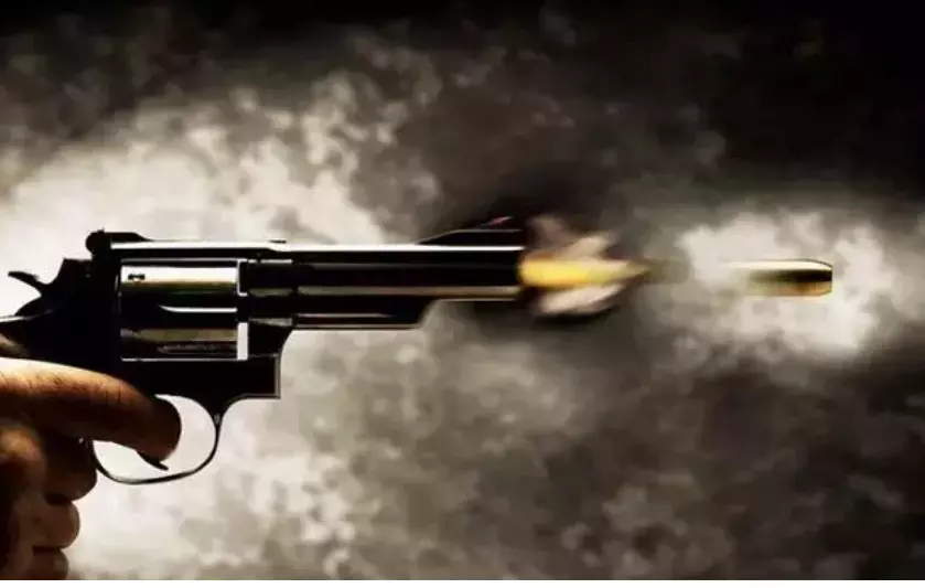 ಬೆಂಗಳೂರು | ಪೊಲೀಸರಿಗೆ ದಾಳಿ ಮಾಡಿ ಪರಾರಿಯಾಗಲು ಯತ್ನಿಸಿದ ಕೊಲೆ ಪ್ರಕರಣದ ಆರೋಪಿಗೆ ಗುಂಡೇಟು!