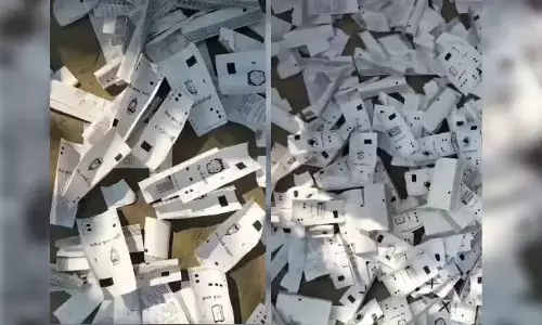 ಬಿಹಾರ ಚುನಾವಣೆ | ಸಮಷ್ಠಿಪುರದಲ್ಲಿ ವಿವಿಪ್ಯಾಟ್ ಸ್ಲಿಪ್‌ಗಳ ರಾಶಿ ಪತ್ತೆ ಪ್ರಕರಣ : ಚುನಾವಣಾಧಿಕಾರಿಯ ಅಮಾನತು ; ಎಫ್ಐಆರ್ ದಾಖಲು