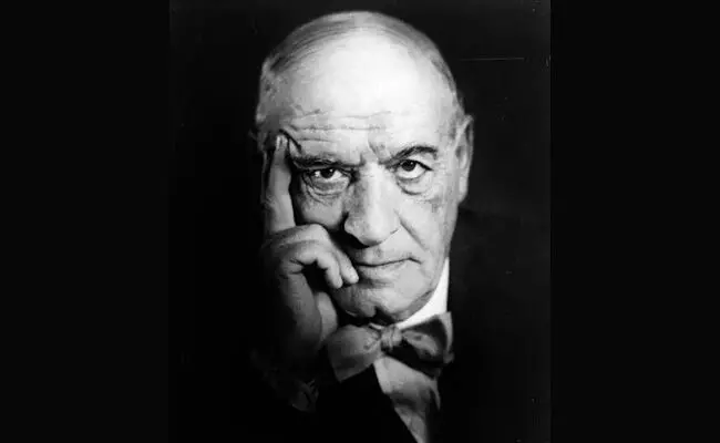 ಅಭಿರುಚಿ ತಿದ್ದುವ ನಿತ್ಯದ ಕಾಯಕ ಅಭಿರುಚಿ ತಿದ್ದುವ ನಿತ್ಯದ ಕಾಯಕ