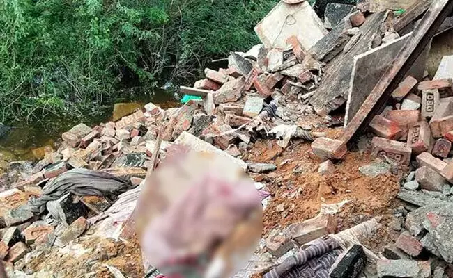 ಬಿಹಾರ| ಮನೆಯ ಮೇಲ್ಚಾವಣಿ ಕುಸಿತ: ಮೂವರು ಮಕ್ಕಳ ಸಹಿತ ಒಂದೇ ಕುಟುಂಬದ ಐವರು ಮೃತ್ಯು