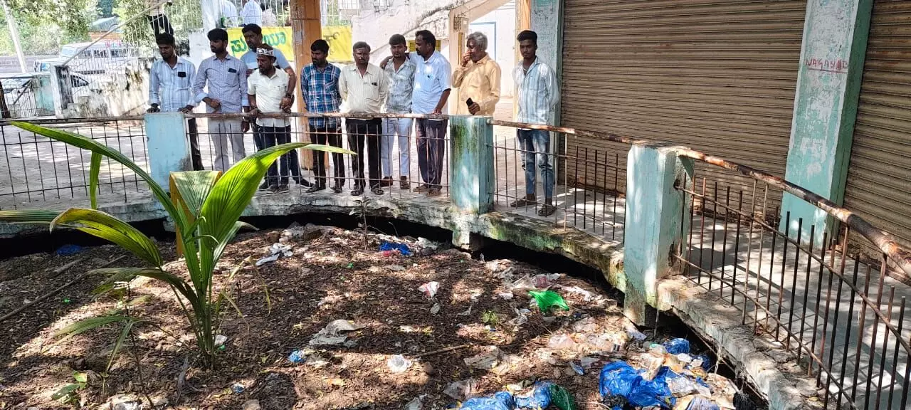 ಯಾದಗಿರಿ | ನಗರಸಭೆ ಸಂಕೀರ್ಣ ಅಕ್ರಮ ಚಟುವಟಿಕೆಗಳ ತಾಣವಾಗಿದೆ :  ಉಮೇಶ್ ಕೆ. ಮುದ್ನಾಳ ಆರೋಪ