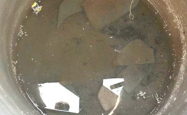 ಕಲಬುರಗಿ| ಅವ್ಯವಸ್ಥೆಯ ಆಗರವಾದ ಗೋಳಾ(ಕೆ) ಸರಕಾರಿ ಶಾಲೆ : ಗ್ರಾಮಸ್ಥರ ಆಕ್ರೋಶ ಕಲಬುರಗಿ| ಅವ್ಯವಸ್ಥೆಯ ಆಗರವಾದ ಗೋಳಾ(ಕೆ) ಸರಕಾರಿ ಶಾಲೆ : ಗ್ರಾಮಸ್ಥರ ಆಕ್ರೋಶ