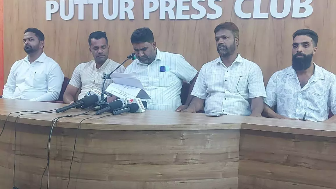 ʼಮಸೀದಿಗಳಲ್ಲಿ ಗೋವಧೆ ತಡೆ ಜಾಗೃತಿ ಮಾಹಿತಿʼ ಸಮುದಾಯವನ್ನು ಕ್ರಿಮಿನಲೈಸ್ ಮಾಡುವ ಕೃತ್ಯ: ಅಶ್ರಫ್ ಕಲ್ಲೇಗ ʼಮಸೀದಿಗಳಲ್ಲಿ ಗೋವಧೆ ತಡೆ ಜಾಗೃತಿ ಮಾಹಿತಿʼ ಸಮುದಾಯವನ್ನು ಕ್ರಿಮಿನಲೈಸ್ ಮಾಡುವ ಕೃತ್ಯ: ಅಶ್ರಫ್ ಕಲ್ಲೇಗ