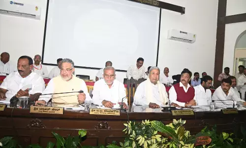 ಜನರನ್ನು ಕಚೇರಿಗಳಿಗೆ ಅಲೆದಾಡಿಸುವುದನ್ನು ಸಹಿಸಲ್ಲ: ಸಿದ್ಧರಾಮಯ್ಯ ಎಚ್ಚರಿಕೆ