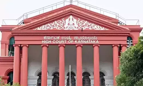 ಐಎಎಸ್ ಅಧಿಕಾರಿ ಎಂ.ವಿ.ವೆಂಕಟೇಶ್ ಅಮಾನತು; ಸಿಎಟಿಯಲ್ಲೇ ಪ್ರಕರಣ ಇತ್ಯರ್ಥವಾಗಲಿ ಎಂದ ಹೈಕೋರ್ಟ್