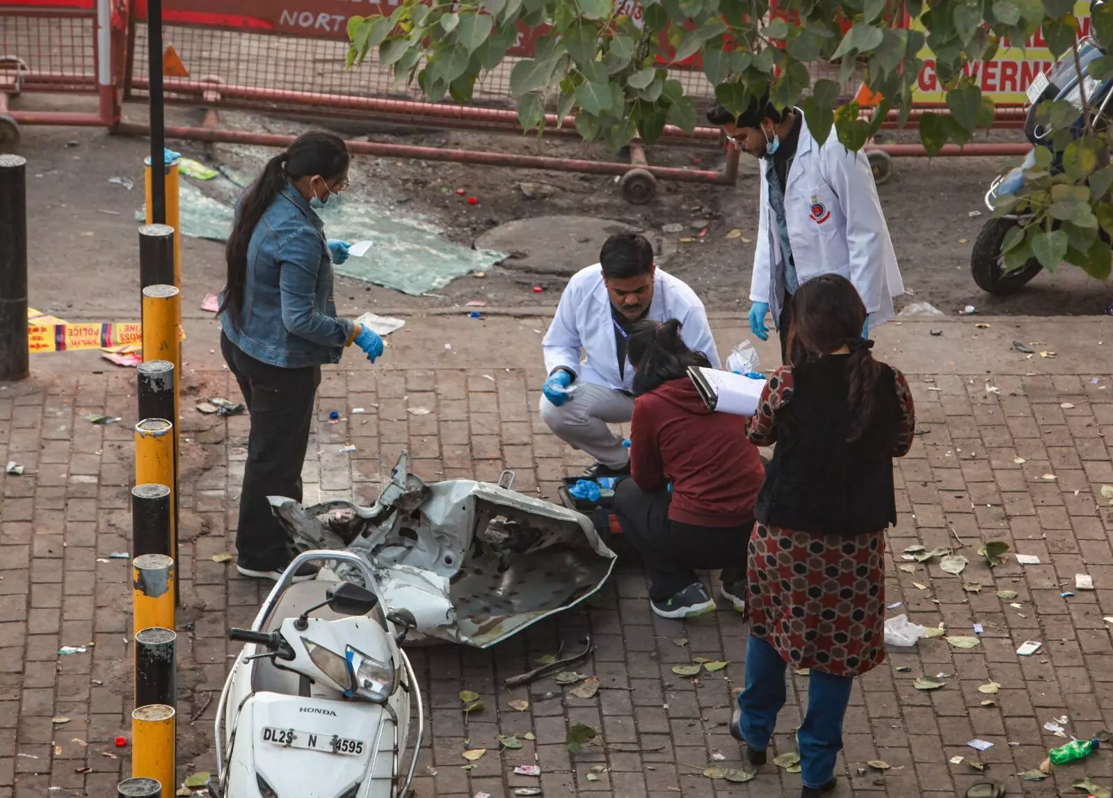 PHOTOS | ಕೆಂಪು ಕೋಟೆ ಬಳಿ ಸ್ಫೋಟ: 12 ಮಂದಿ ಮೃತ್ಯು