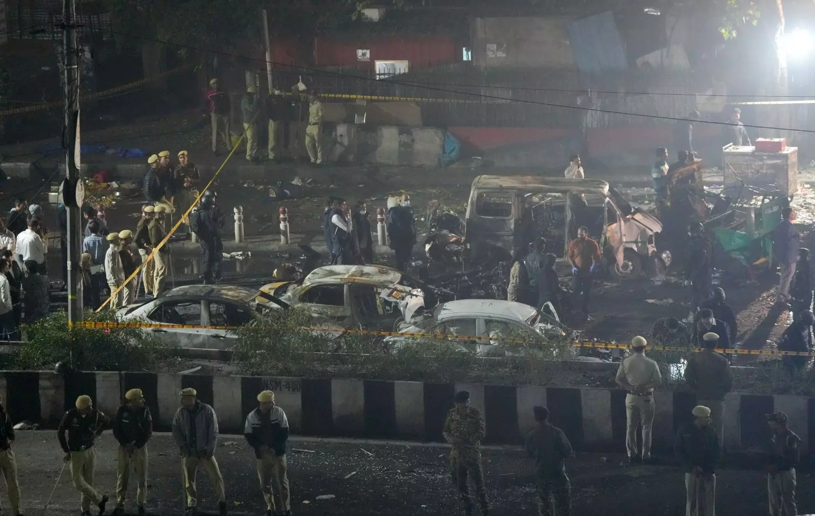 PHOTOS | ಕೆಂಪು ಕೋಟೆ ಬಳಿ ಸ್ಫೋಟ: 12 ಮಂದಿ ಮೃತ್ಯು