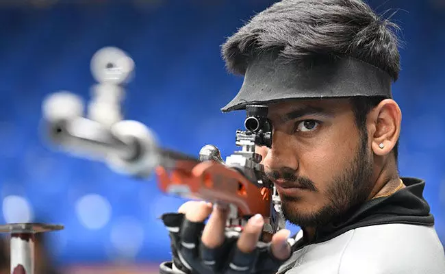 ವಿಶ್ವ ಶೂಟಿಂಗ್ ಚಾಂಪಿಯ ನ್ ಶಿಪ್: ಪ್ರತಾಪ್ ಸಿಂಗ್ ತೋಮರ್ ಗೆ ಬೆಳ್ಳಿ ಪದಕ