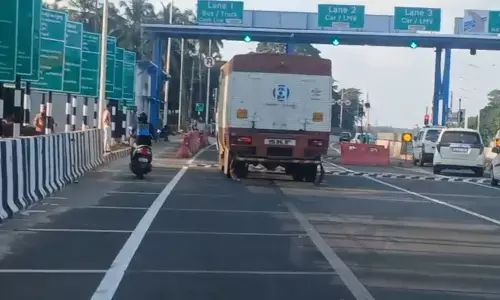 ಕಾಸರಗೋಡು–ಮಂಗಳೂರು ರಾಷ್ಟ್ರೀಯ ಹೆದ್ದಾರಿಯ ಕುಂಬಳೆ ಟೋಲ್ ಗೇಟ್‌ನಲ್ಲಿ ನ.12ರಿಂದ ಶುಲ್ಕ ವಸೂಲಿ
