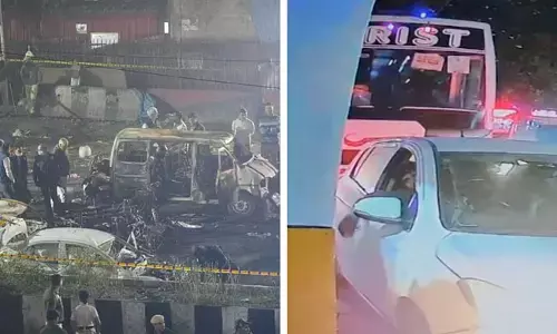 ದಿಲ್ಲಿ | ಸ್ಫೋಟ ಪ್ರಕರಣದ ಮಾಸ್ಕ್‌ ಧರಿಸಿದ ವ್ಯಕ್ತಿ ಕಾರು ಚಲಾಯಿಸುತ್ತಿರುವ ದೃಶ್ಯ ಸಿಸಿಟಿವಿಯಲ್ಲಿ ಸೆರೆ