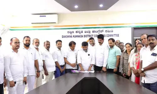 ಜಾನುವಾರು ಹತ್ಯೆ ಕಾಯ್ದೆಯಡಿ ಮಹಿಳೆಯ ಮನೆ ಜಪ್ತಿ; ಪೊಲೀಸರ ವಿರುದ್ಧ ಸೂಕ್ತ ಕ್ರಮಕ್ಕೆ ಕಾಂಗ್ರೆಸ್ ನ ಅಲ್ಪ ಸಂಖ್ಯಾತ ಘಟಕದ ಮುಖಂಡರ ಆಗ್ರಹ