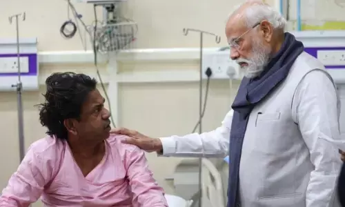 ಭೂತಾನ್‌ ನಿಂದ ಹಿಂದಿರುಗಿದ ತಕ್ಷಣ ಕೆಂಪುಕೋಟೆ ಸ್ಫೋಟದ ಗಾಯಾಳುಗಳನ್ನು ಭೇಟಿಯಾದ ಪ್ರಧಾನಿ ಮೋದಿ