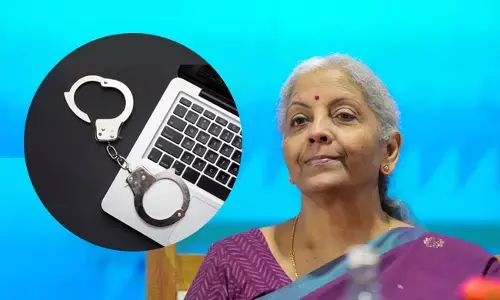 ಡಿಜಿಟಲ್ ಅರೆಸ್ಟ್ | ವಿತ್ತ ಸಚಿವೆ ನಿರ್ಮಲಾ ಸೀತಾರಾಮನ್ ಸಹಿ ನಕಲಿ ಮಾಡಿ, ಪುಣೆಯ ಮಹಿಳೆಗೆ 99 ಲಕ್ಷ ರೂ. ವಂಚನೆ