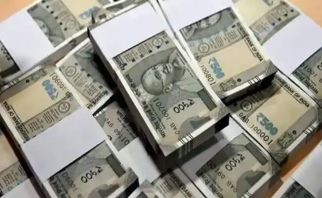 ಮುಂಬೈ | ಅನುಕೂಲಕರ ತೀರ್ಪು ನೀಡಲು 15 ಲಕ್ಷ ರೂ. ಲಂಚದ ಆರೋಪ; ನ್ಯಾಯಾಧೀಶ, ಗುಮಾಸ್ತನ ವಿರುದ್ಧ ಪ್ರಕರಣ ದಾಖಲು