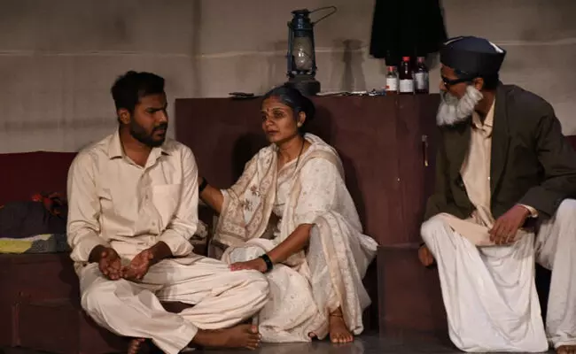 ಕಲಬುರಗಿ | ನ.15, 16ರಂದು ʼಕಾಲಚಕ್ರʼ ನಾಟಕ ಪ್ರದರ್ಶನ: ಡಾ.ಸುಜಾತಾ ಜಂಗಮಶೆಟ್ಟಿ ಕಲಬುರಗಿ | ನ.15, 16ರಂದು ʼಕಾಲಚಕ್ರʼ ನಾಟಕ ಪ್ರದರ್ಶನ: ಡಾ.ಸುಜಾತಾ ಜಂಗಮಶೆಟ್ಟಿ