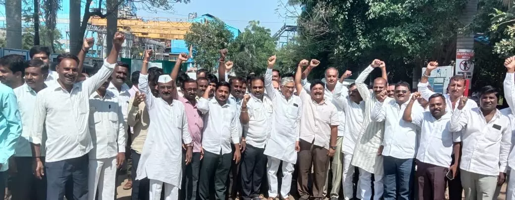 ಆಳಂದ | ಸರಕಾರ ನಿಗದಿಪಡಿಸಿದ ಬೆಲೆ ಘೋಷಣೆ ಮಾಡಿ ಕಾರ್ಖಾನೆ ಆರಂಭಿಸುವಂತೆ ಆಗ್ರಹ