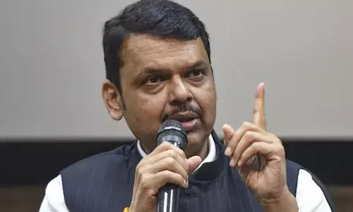 ಮಹಾರಾಷ್ಟ್ರ | ಆದಾಯ ಗಳಿಕೆಗೆ ಸರಕಾರಿ ಭೂಮಿಯ ಪರಭಾರೆ ಬಗ್ಗೆ ಕಳವಳ : ನಿವೃತ್ತ ನ್ಯಾಯಾಧೀಶರು, ಸಾಮಾಜಿಕ ಹೋರಾಟಗಾರರಿಂದ ಸಿಎಂಗೆ ಪತ್ರ