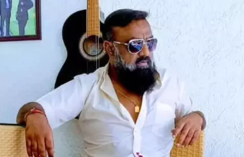 ಬೆಂಗಳೂರು | ನಟಿಗೆ ಲೈಂಗಿಕ ಕಿರುಕುಳ ಆರೋಪ; ಸಿನೆಮಾ ನಿರ್ಮಾಪಕ ಸೆರೆ ಬೆಂಗಳೂರು | ನಟಿಗೆ ಲೈಂಗಿಕ ಕಿರುಕುಳ ಆರೋಪ; ಸಿನೆಮಾ ನಿರ್ಮಾಪಕ ಸೆರೆ